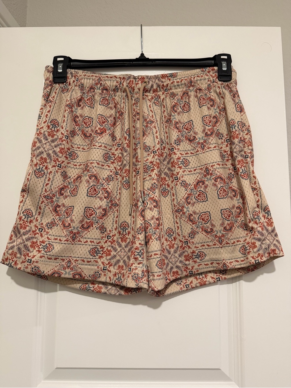 PacSun Beige Paisley Drawstring Men’s Athletic Shorts